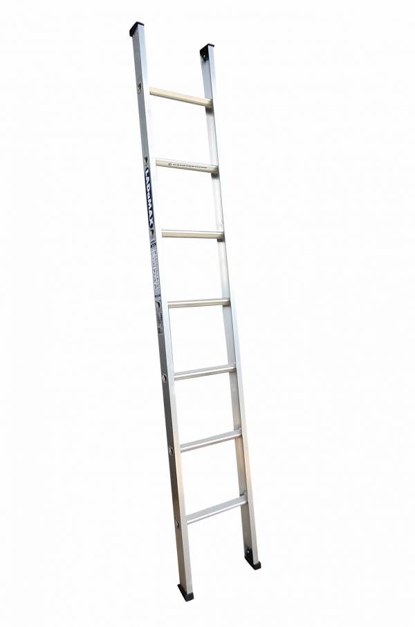 Strongest and lightest single ladder in the industry | Swagelock style is much stronger in twist than riveted ladder | large flat top ‘D’ Rung Standard across the range, Larger PVC feet