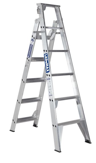 Dual Purpose Light weight rigid product | Extended Ladder Extends | Swagelock Swagelock style is stronger in twist than riveted ladder | Rear Outrigger Rear ‘outrigger’ stabilisers for improved safety.