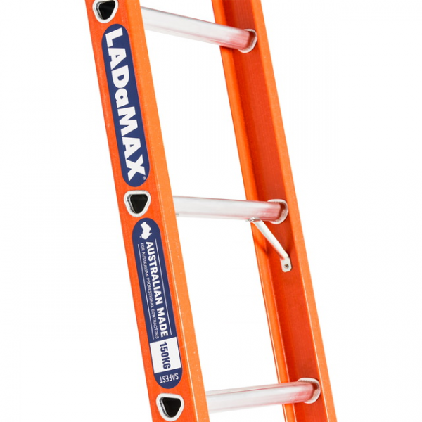 Ladamax Fibreglass Straight Ladder - 150kg Industrial Rated - 18' (5.4m)